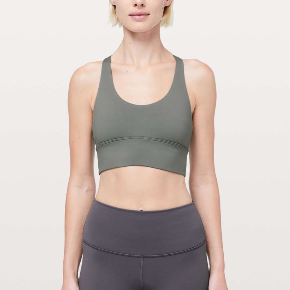 ✖️SOLD✖️Lululemon Free To Be Moved Sports Bra